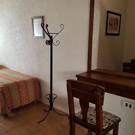 La Posta Hotel Y Refugio De Montana Mina Clavero Esterno foto