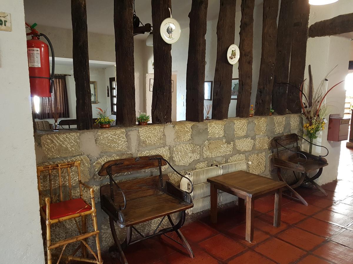 La Posta Hotel Y Refugio De Montana Mina Clavero Esterno foto